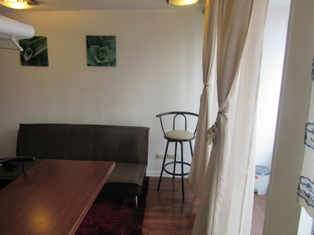 Departamento Paseo Bulnes Metro La Moneda Apartment Santiago Luaran gambar