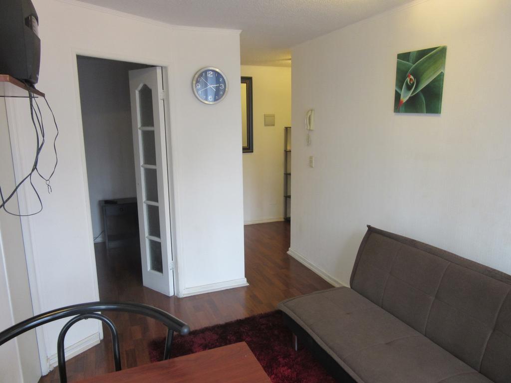 Departamento Paseo Bulnes Metro La Moneda Apartment Santiago Luaran gambar