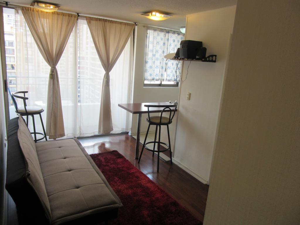 Departamento Paseo Bulnes Metro La Moneda Apartment Santiago Luaran gambar