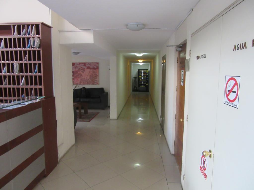 Departamento Paseo Bulnes Metro La Moneda Apartment Santiago Luaran gambar
